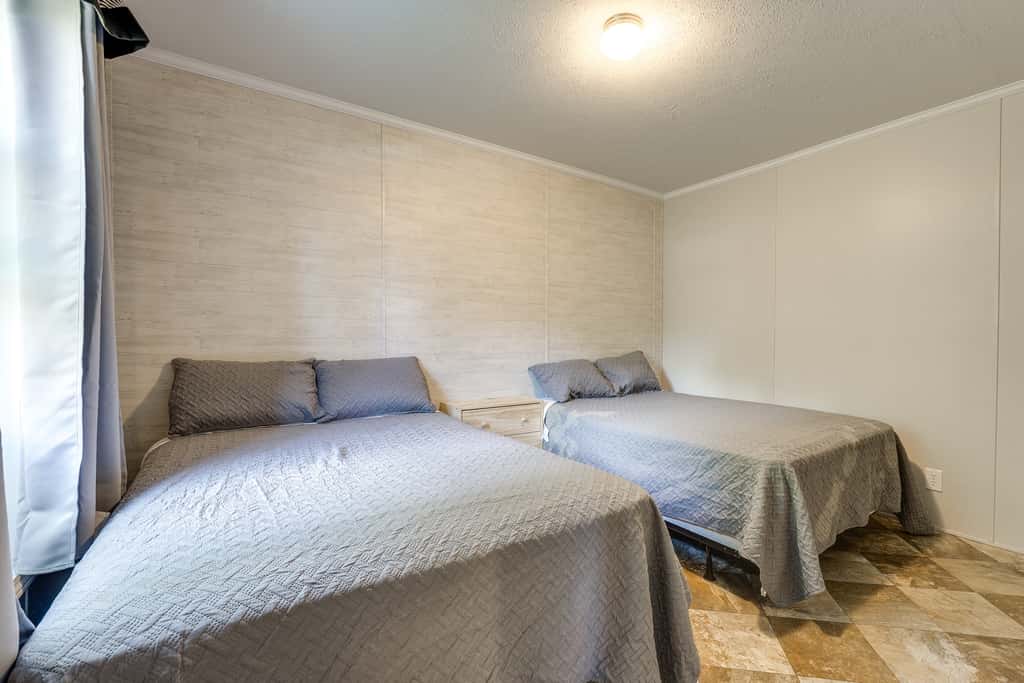 Cozy Cassopolis Cabin, Near Parks & Golfing!