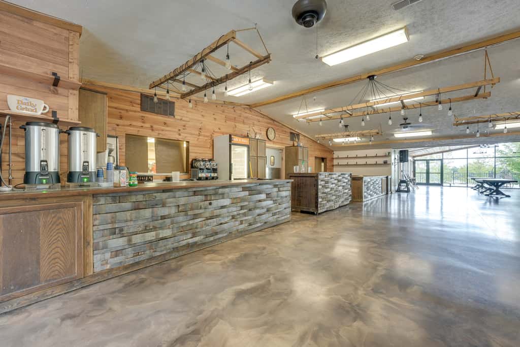 Cozy Cassopolis Cabin, Near Parks & Golfing!