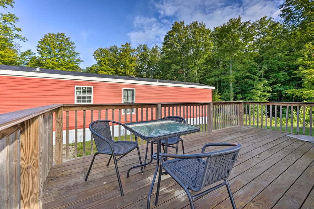 Pet-Friendly Cassoplis Cabin, Close to Parks!