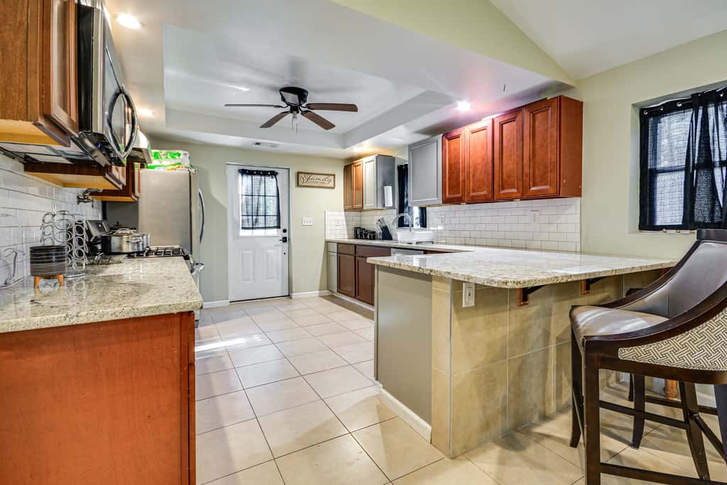 Bring Your Pets! Getaway 1 Mi to Uptown Lexington
