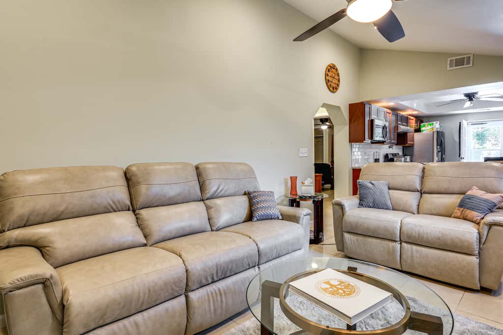Bring Your Pets! Getaway 1 Mi to Uptown Lexington