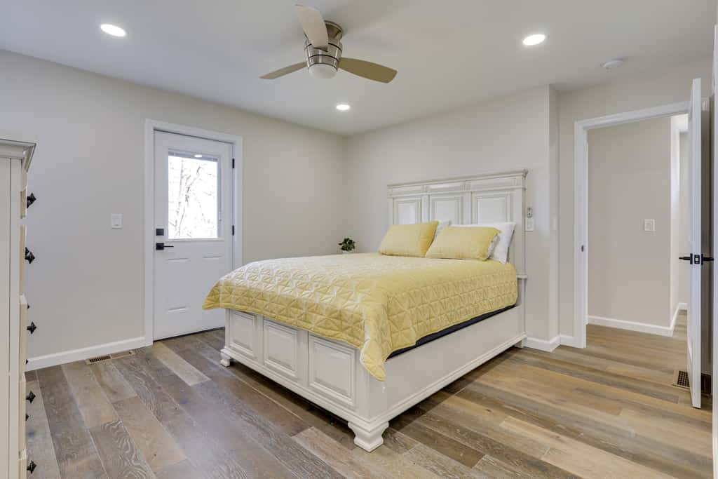 Renovated Family Home on Providence River!