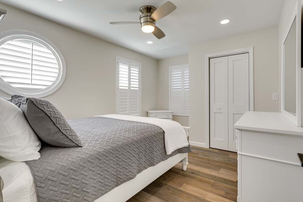 Renovated Family Home on Providence River!