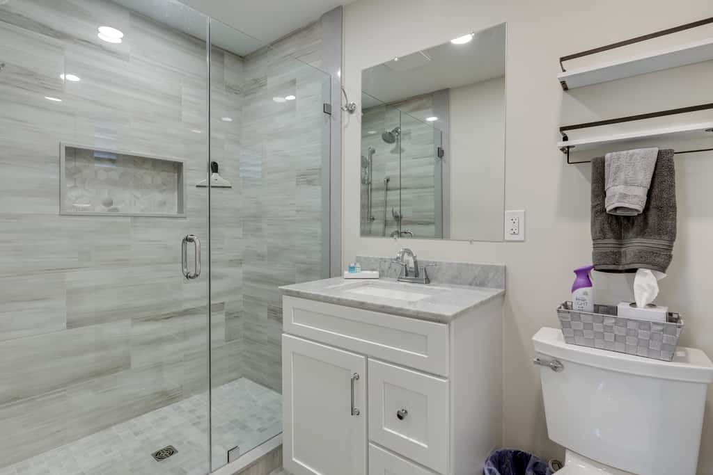 Renovated Family Home on Providence River!