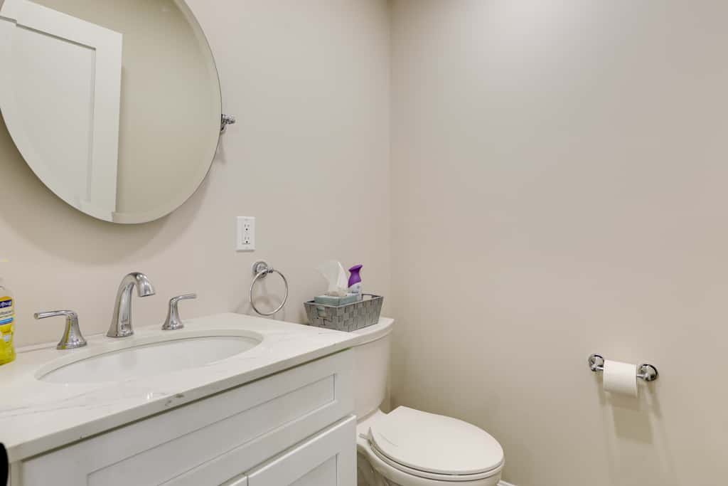 Renovated Family Home on Providence River!