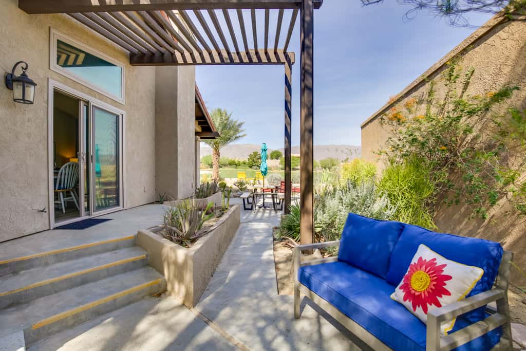 'Roadrunner Roost' at Rams Hill Golf Resort!