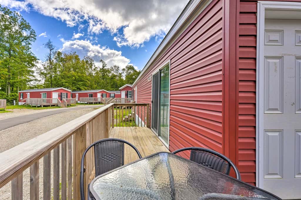 Cassopolis Cabin w/ Lake & Fishing Access!
