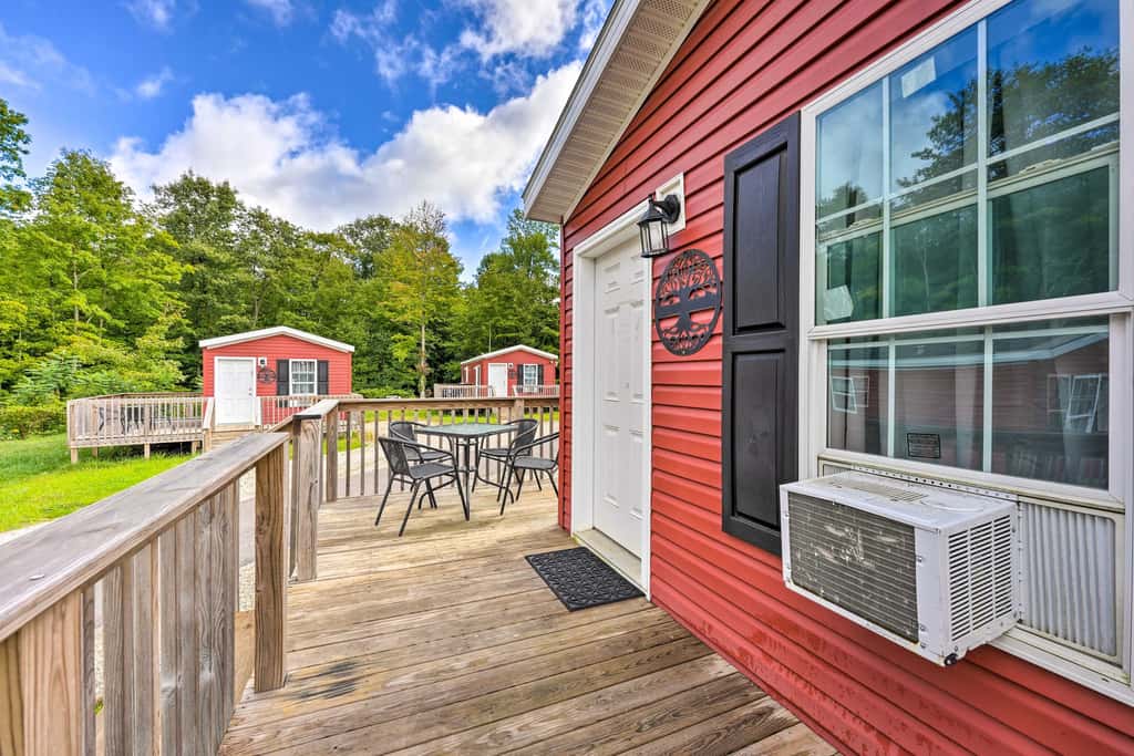 Cassopolis Cabin w/ Lake & Fishing Access!