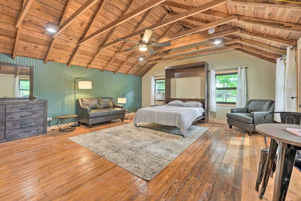 Cassopolis 'The Cabin' Retreat: Lake Access!