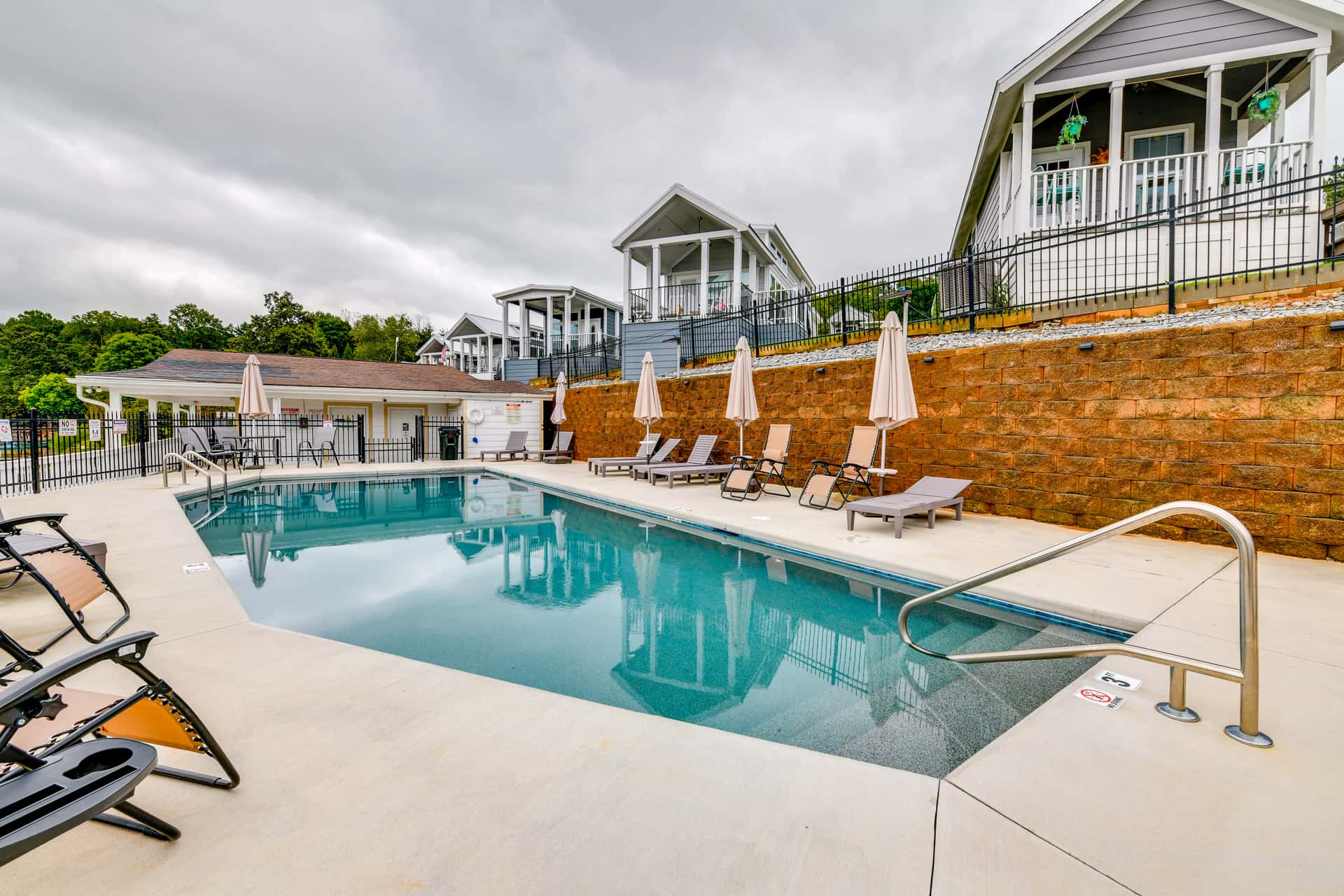 Community Perks + Views: Cozy Lake Norman Cottage