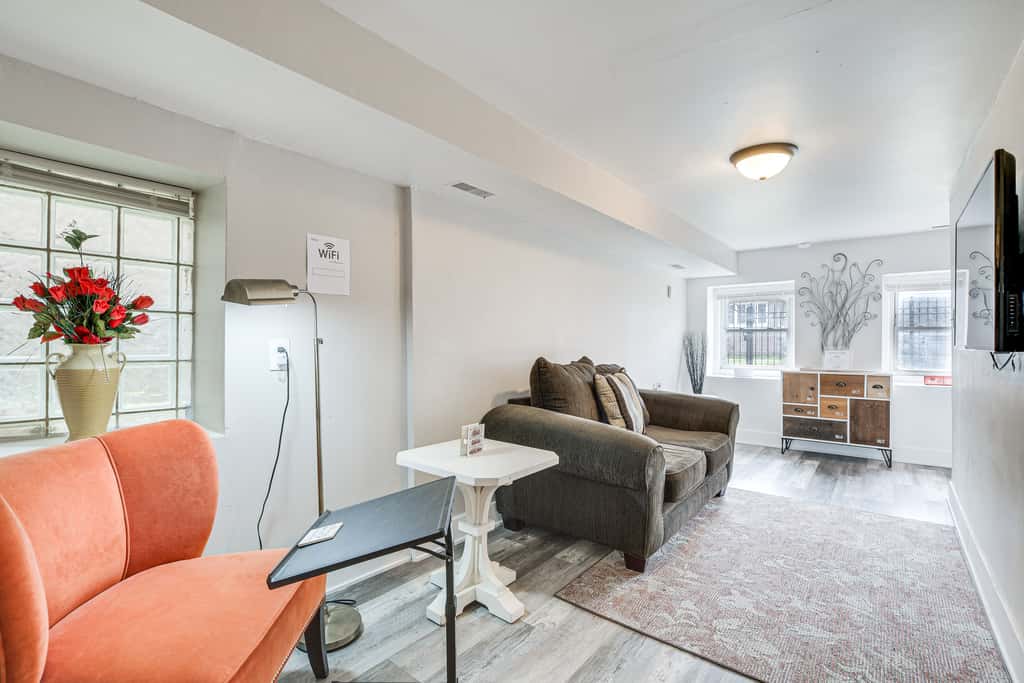 2MI to Obama Center - Pet-Friendly near UOC!