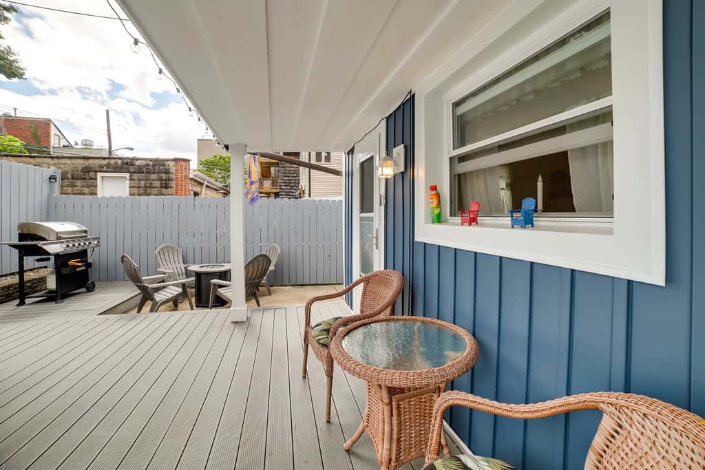 Walk to Walnut St: Pet-Friendly Pittsburgh Home!