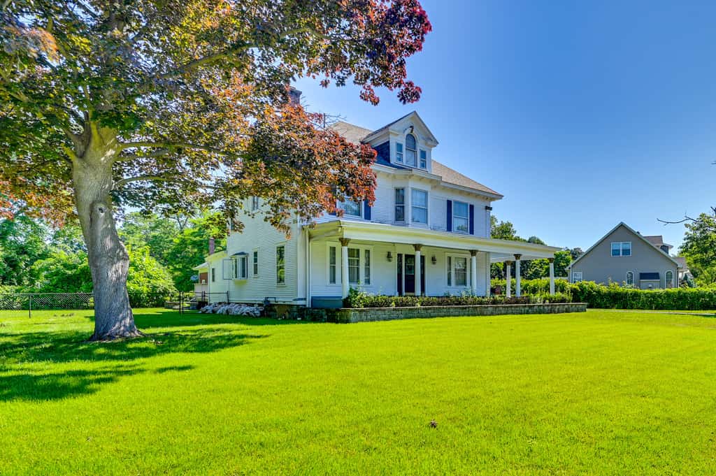 2 Mi to Dtwn Schenectady! Spacious Retreat