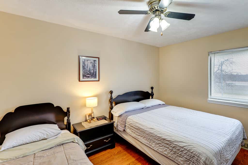 Bring the Family! Suburban Home w/ Yard in Omaha