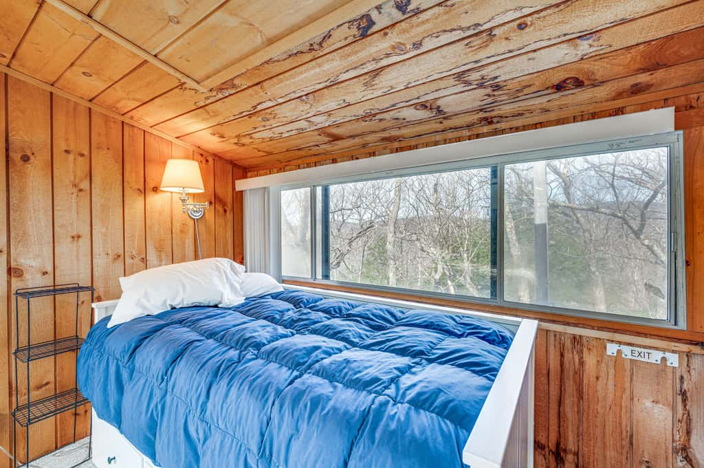 Mountain Resort Condo with King Bed Suite