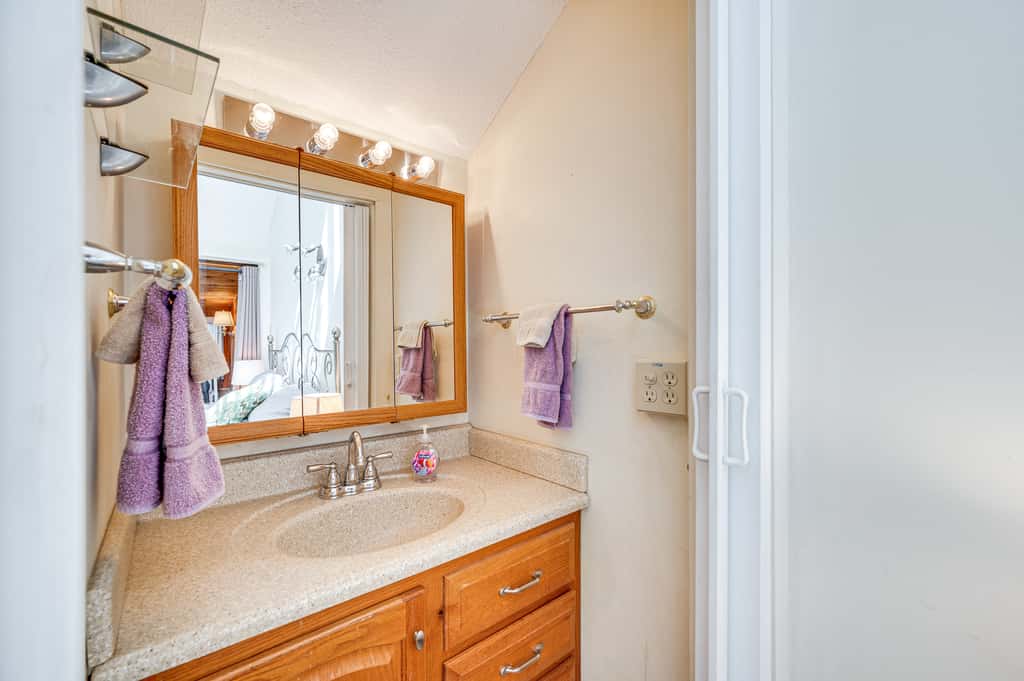 Mountain Resort Condo with King Bed Suite