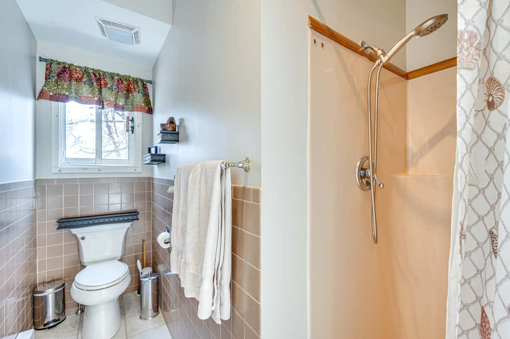 Mountain Resort Condo with King Bed Suite