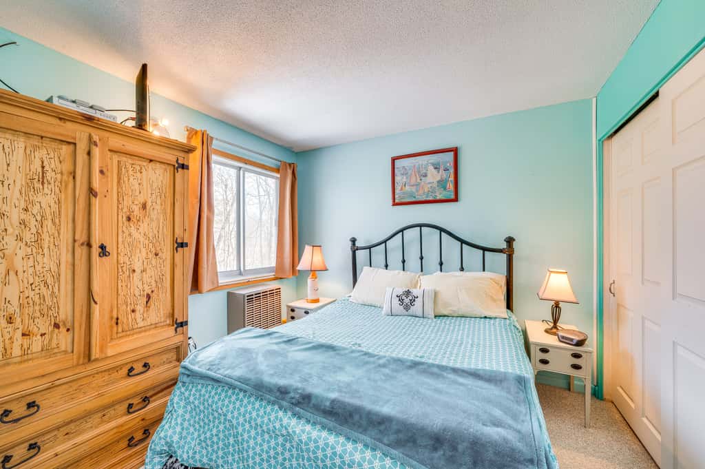 Mountain Resort Condo with King Bed Suite
