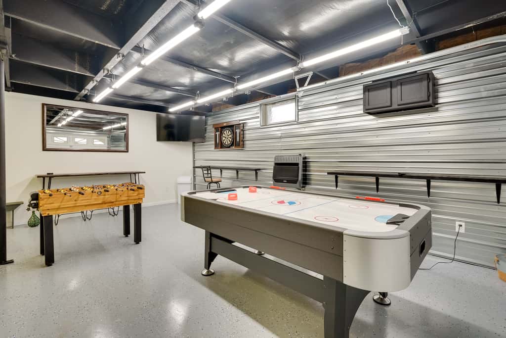 Pet-Friendly Zanesville Haven w/ Game Room!