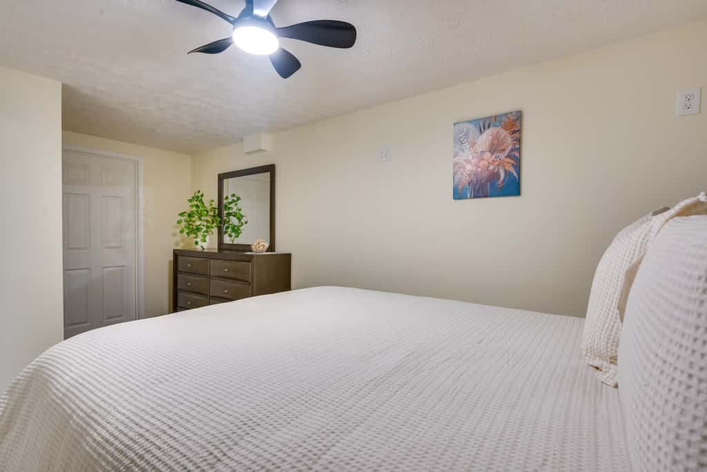 Pet-Friendly Zanesville Haven w/ Game Room!