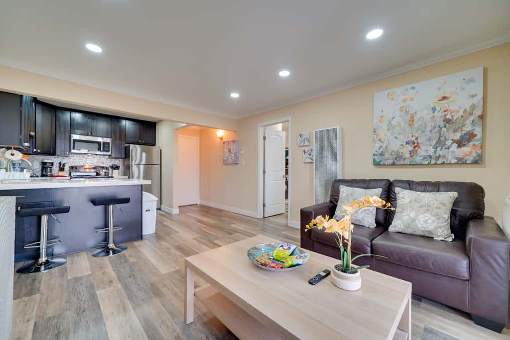 Sip, Golf & Explore: Pleasanton Retreat!