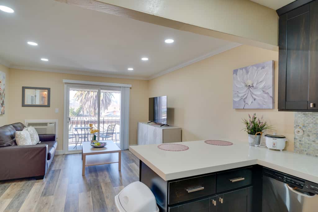Sip, Golf & Explore: Pleasanton Retreat!