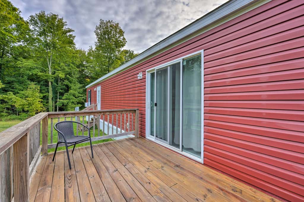 Cassopolis Cabin, Little Fish Lake On-Site!
