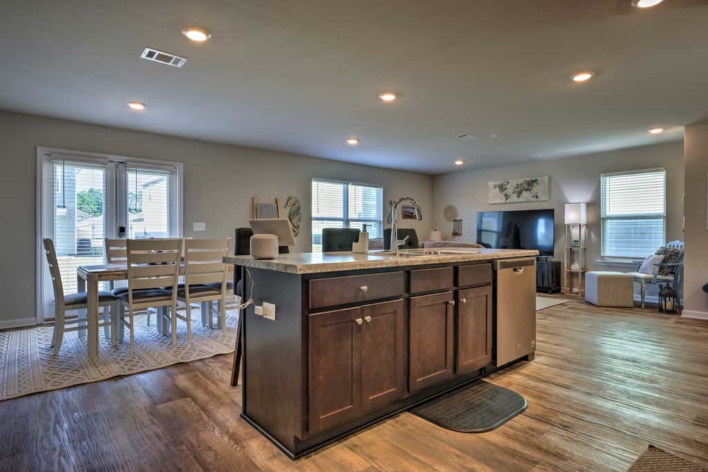 'Camden Ocean Springs' House Near Beaches!