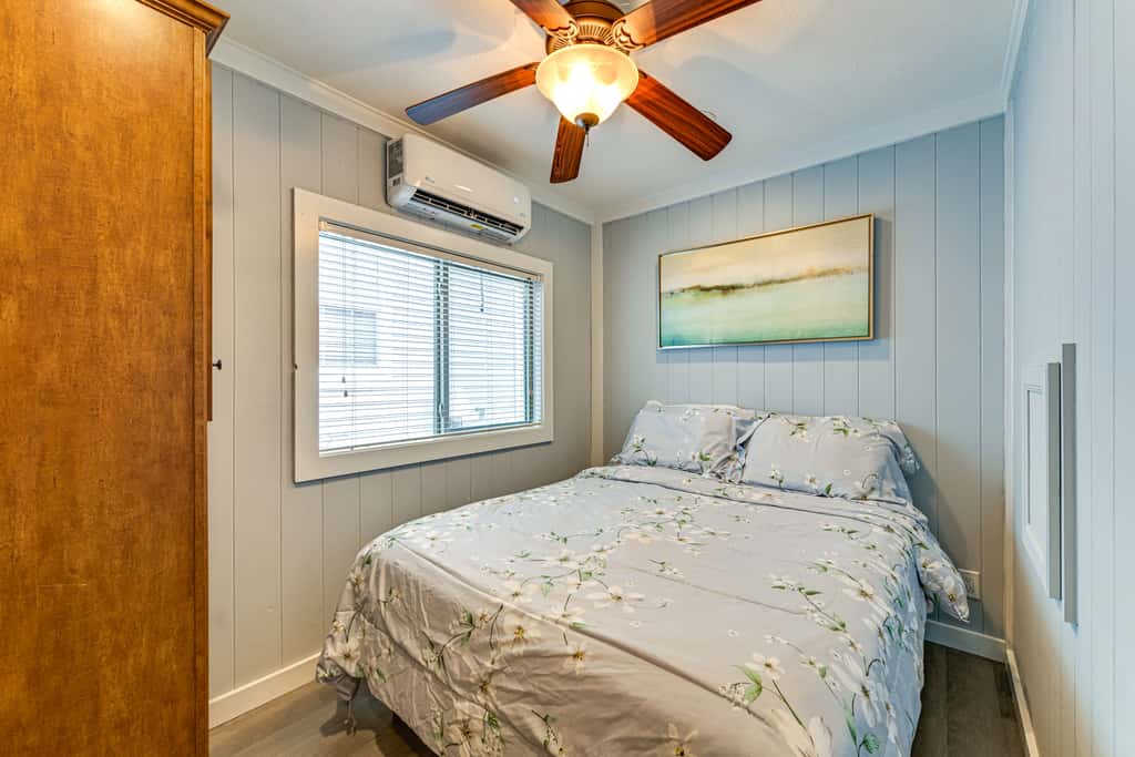 Waterfront Living & Resort Perks! Lake Norman Stay