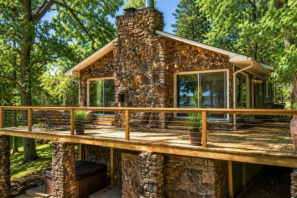 Pub, Hot Tub, Game Room, Monkey Island Waterfront