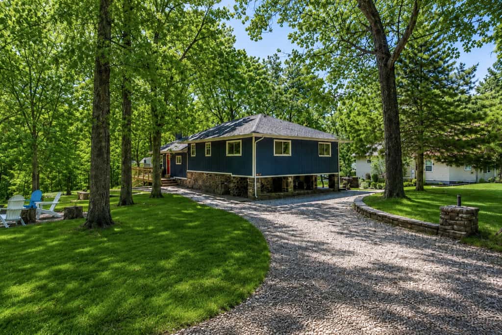 Pub, Hot Tub, Game Room, Monkey Island Waterfront
