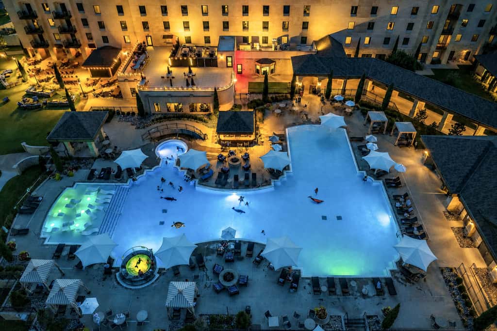 Pub, Hot Tub, Game Room, Monkey Island Waterfront