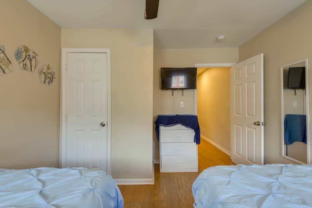Baltimore Townhome Near Oriole Park w/ A/C!