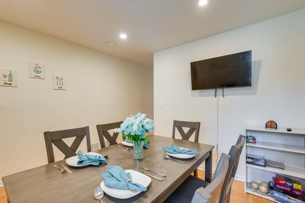 Baltimore Townhome Near Oriole Park w/ A/C!