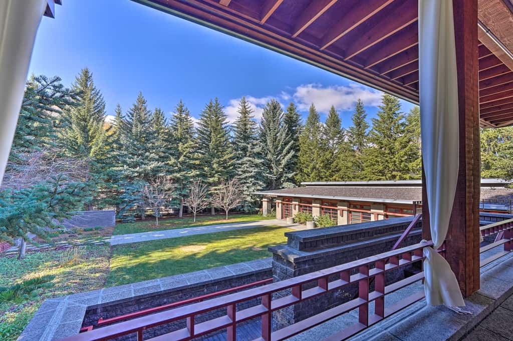 Sun Valley Estate w/ Private Pool, Theater & Gym