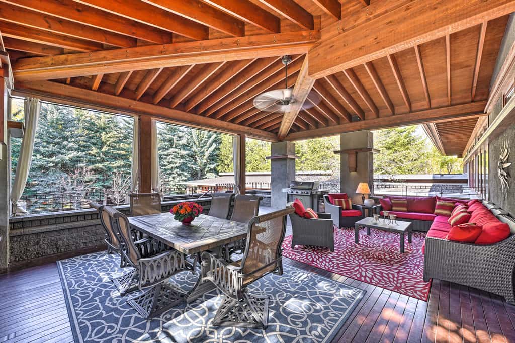 Sun Valley Estate w/ Private Pool, Theater & Gym