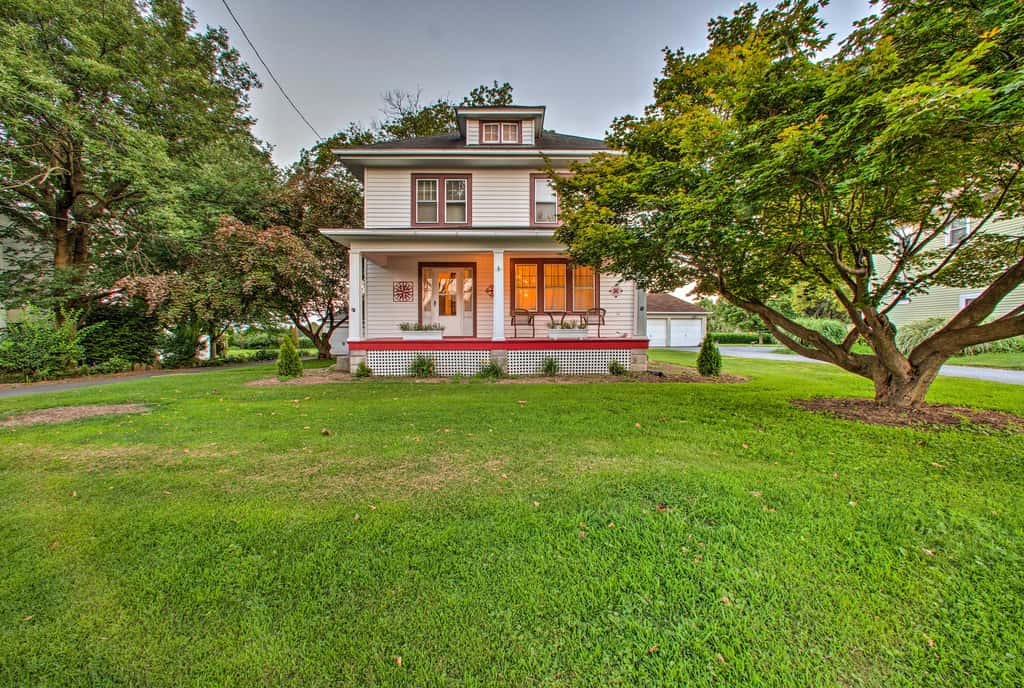 Whimsical Lancaster Home - 4 Mi to Sight & Sound