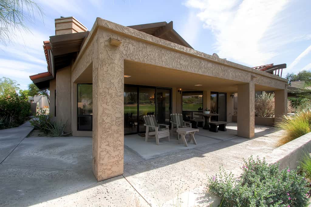 Country Club Home: 2 BR, 2 BA + Den ~ 1 Mi to Golf