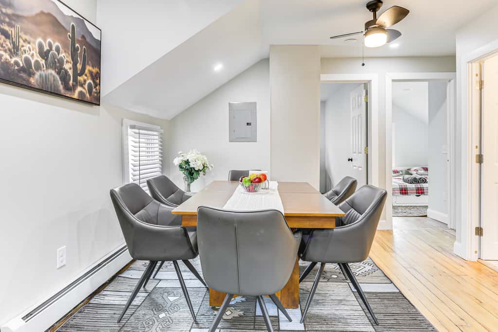 Bring Your Pets: Apt in Watchemoket Neighborhood!
