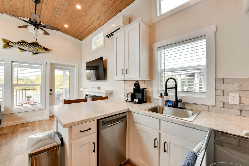 < 1 Mi to Marina: Lake Norman Home w/ Pool Access!