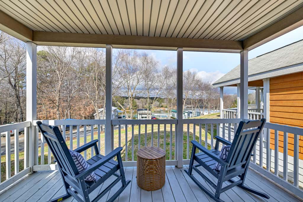 Boat & Fish: Waterfront Gem in Sherrills Ford!