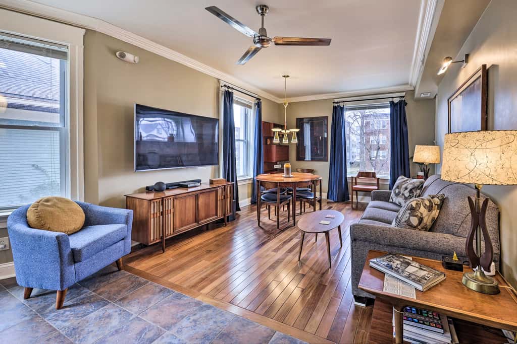 Unique Kansas City Apt: Walk to KC Streetcar Stop!