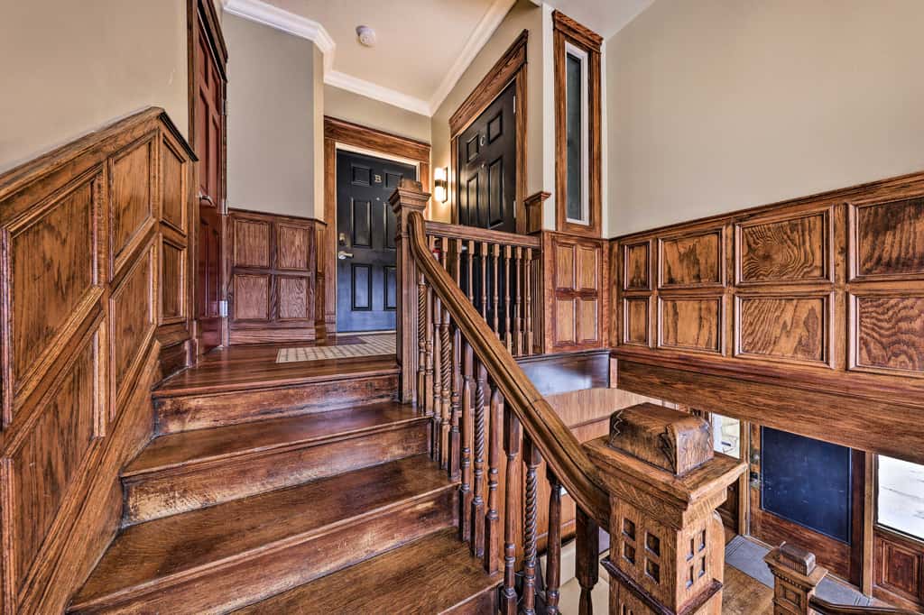 Unique Kansas City Apt: Walk to KC Streetcar Stop!