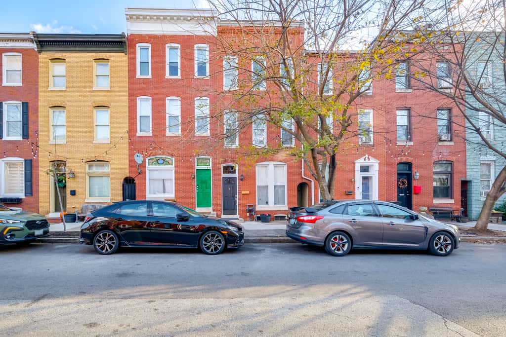 1 Mi to Dtwn: Townhome w/ Patio in Baltimore!