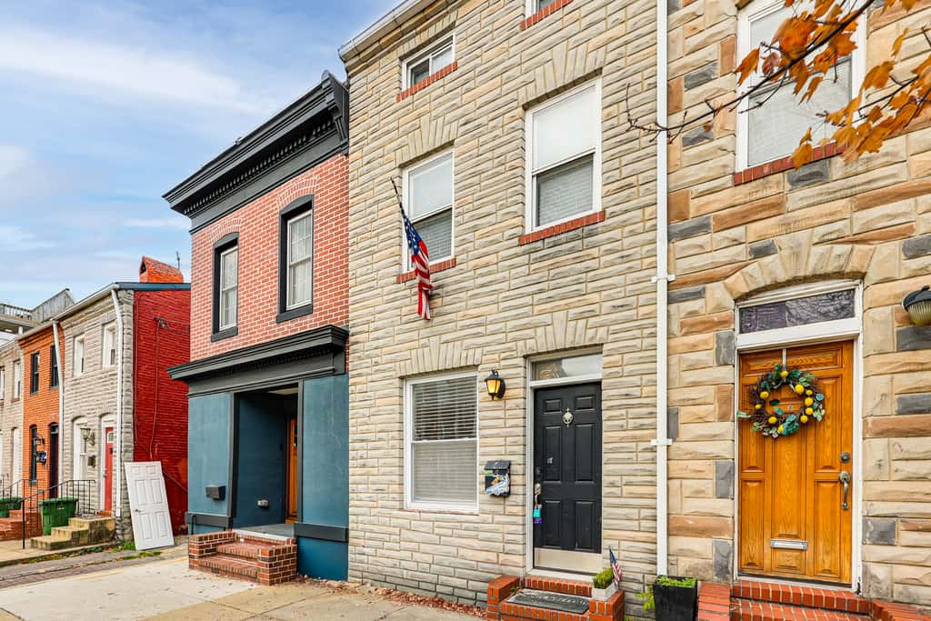 Historic 3-Story Fells Point Rowhouse w/ Backyard!