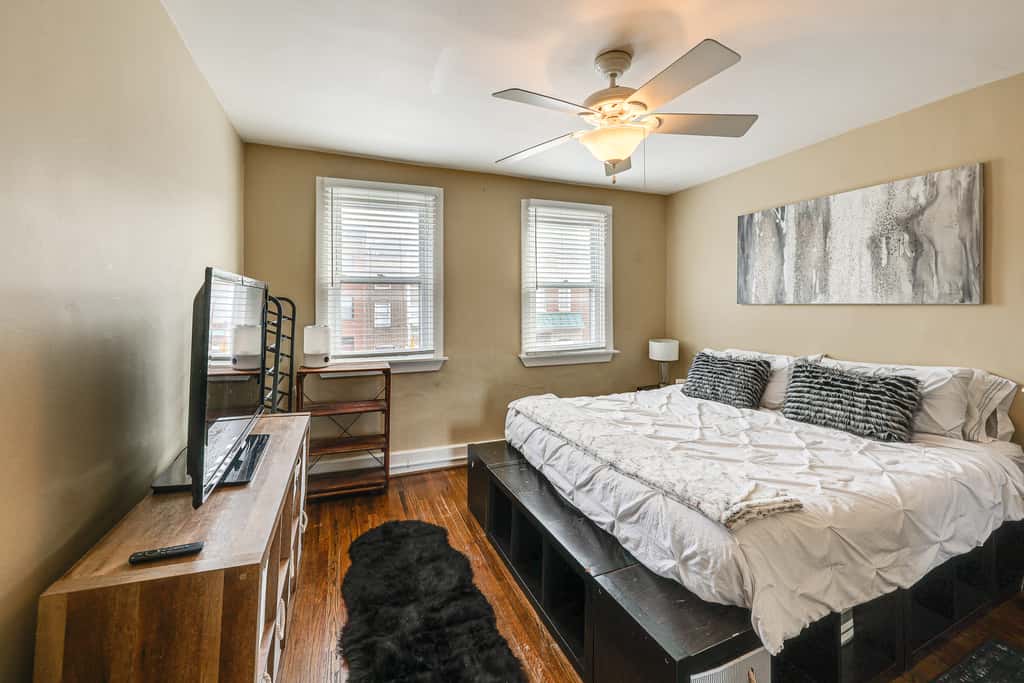 Historic 3-Story Fells Point Rowhouse w/ Backyard!