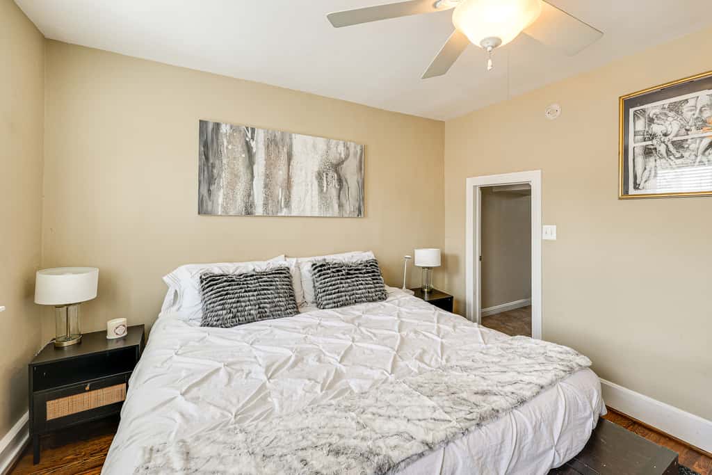 Historic 3-Story Fells Point Rowhouse w/ Backyard!