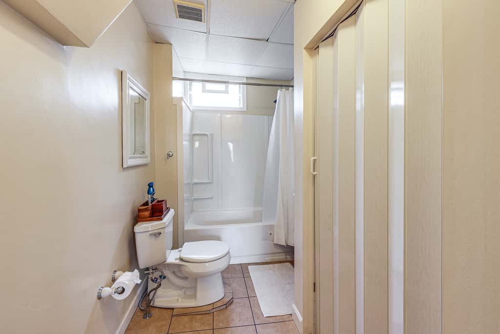 Historic 3-Story Fells Point Rowhouse w/ Backyard!