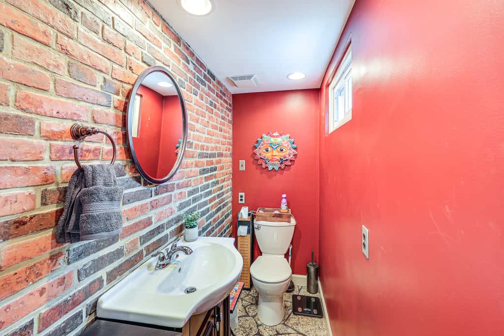 Historic 3-Story Fells Point Rowhouse w/ Backyard!