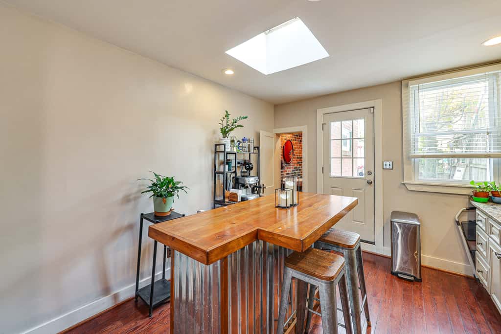 Historic 3-Story Fells Point Rowhouse w/ Backyard!